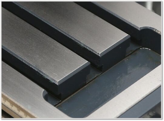 Настольный фрезерный станок Metal Master MMD - 16LV MG