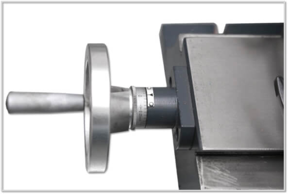 Настольный фрезерный станок Metal Master MMD - 30LV MG