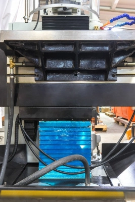 Универсально-фрезерный станок STALEX WFM 850 Servo