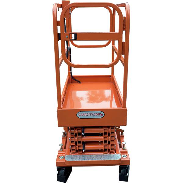 Несамоходный подъемник ножничного типа GROST Tower 300-3.9 DC