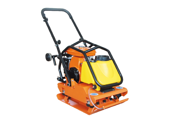 Виброплита TOR C-95T(R) 109 кг, 18кН (Loncin)  бак, колесный комплект