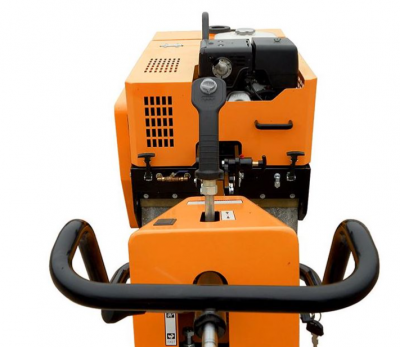 Виброкаток GROST VR500SD