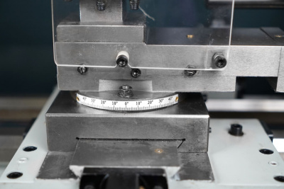 Настольный токарно-винторезный станок Metal Master MasterTurn 2550GV