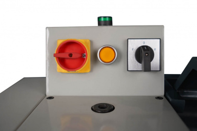 Настольный токарно-винторезный станок Metal Master MasterTurn 2550GV