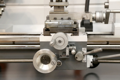 Настольный токарно-винторезный станок METAL MASTER MasterTurn 2860G