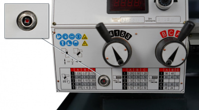 Настольный токарно-винторезный станок Metal Master MasterTurn 2550GV