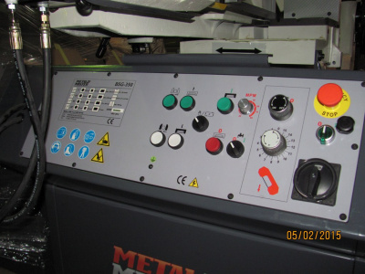 Полуавтоматический ленточнопильный станок Metal Master BSG-350