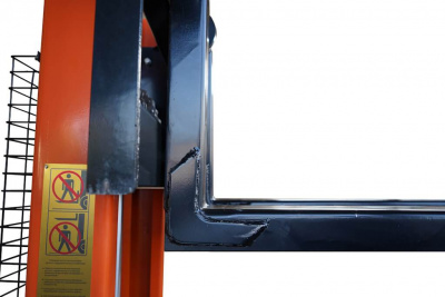 Ручной гидравлический штабелер MHS-1516